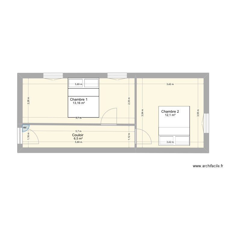 Grenier. Plan de 3 pièces et 32 m2