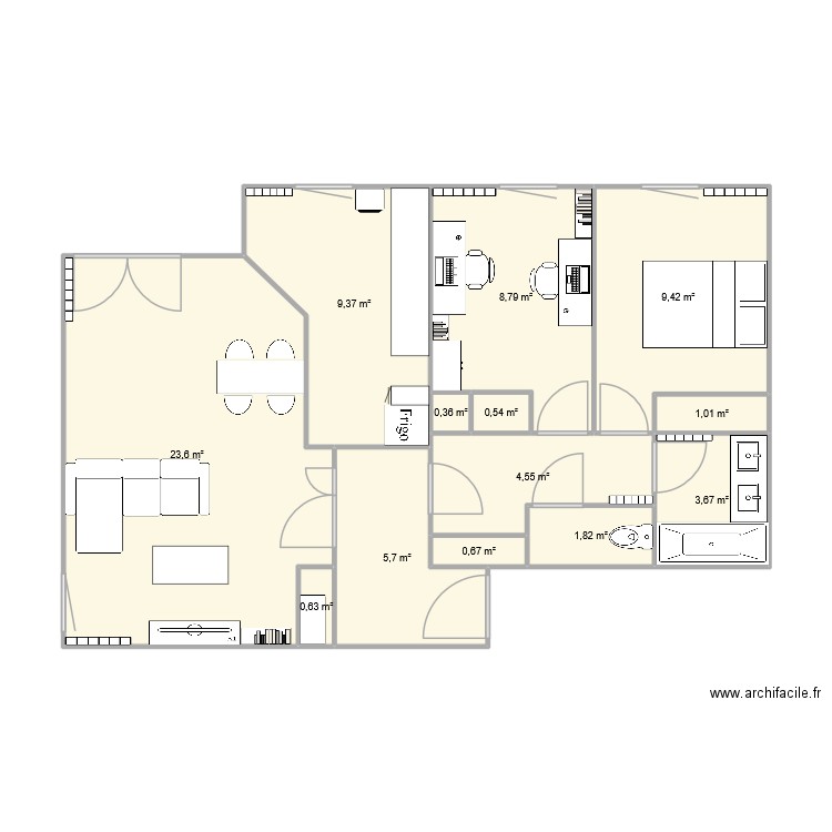 Dourdan. Plan de 13 pièces et 70 m2