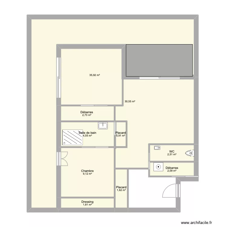B112 - loggia. Plan de 10 et 92 m² B112 - loggia. Plan de 10 et 92 m²