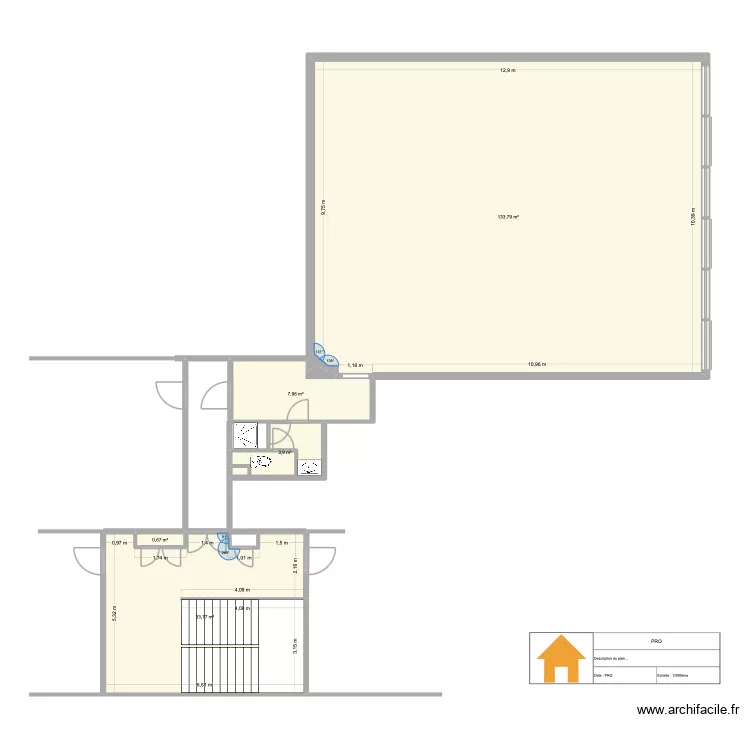 SALLE SPORTS 06. Plan de 5  et 180 m²