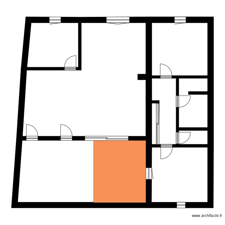 BANON. Plan de 19 pièces et 267 m2