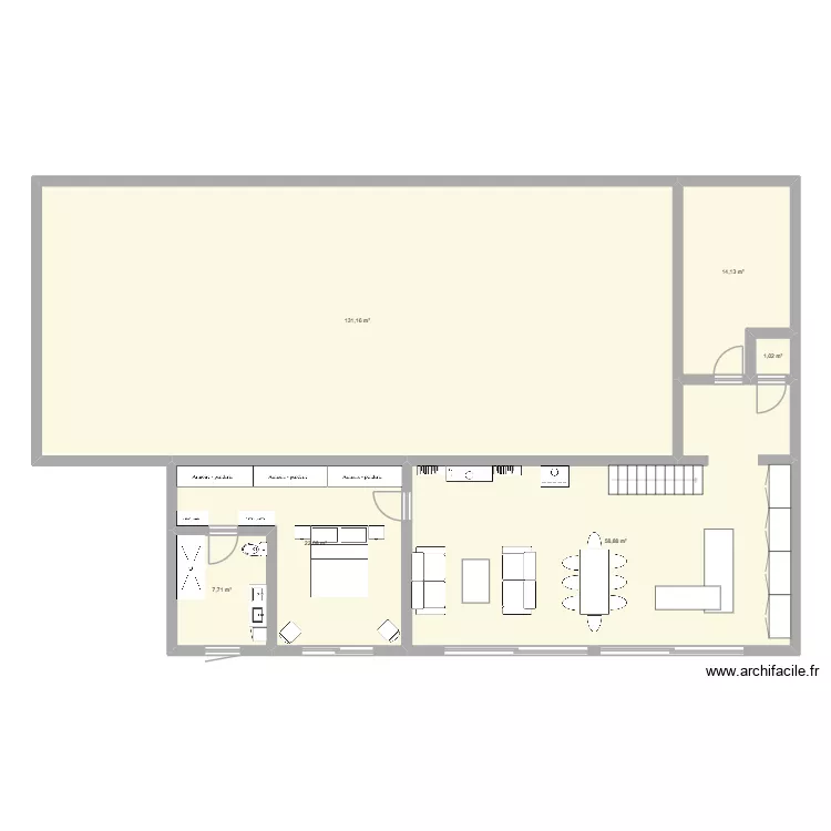 New maison. Plan de 6 pièces et 235 m²