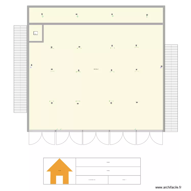 Hangara avec tuyau. Plan de 
