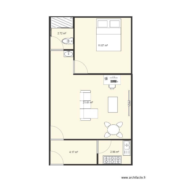AAAA. Plan de 5 pièces et 43 m2