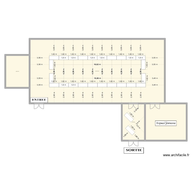 Braderie. Plan de 0 pièce et 0 m2