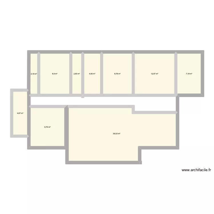 st priest essai. Plan de 10  et 98 m²