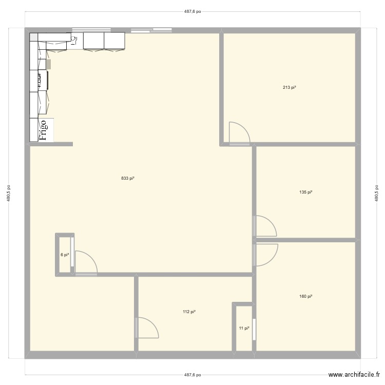 2e etages. Plan de 7 pièces et 137 m2