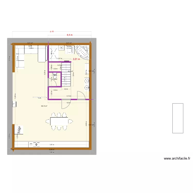 ecurie 1er  bis. Plan de 9  et 79 m²