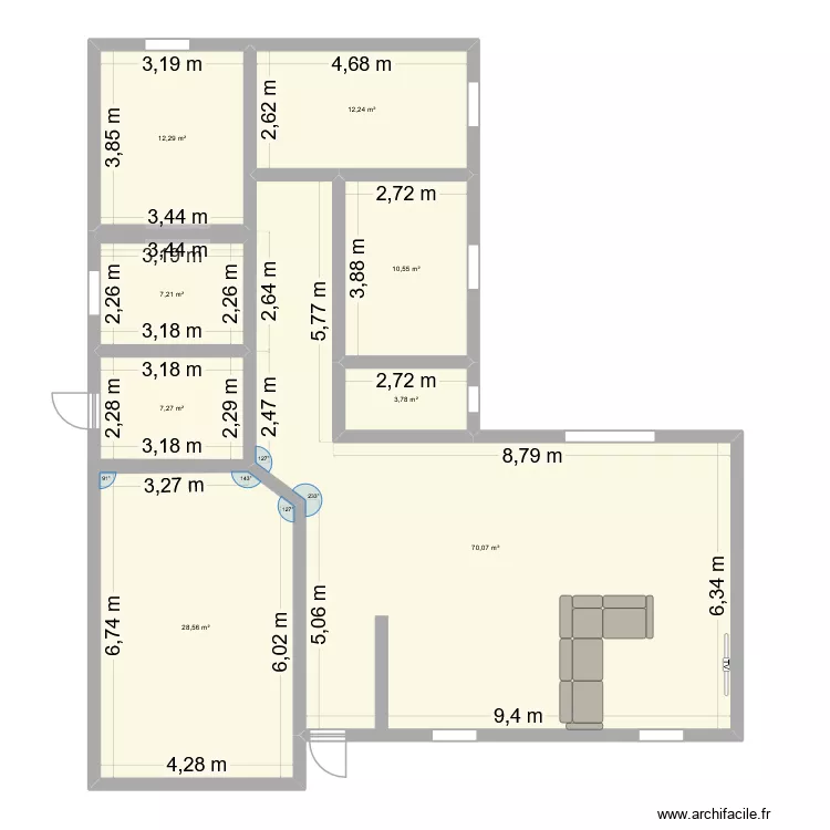 maison. Plan de 8 Pièces et 152 m²