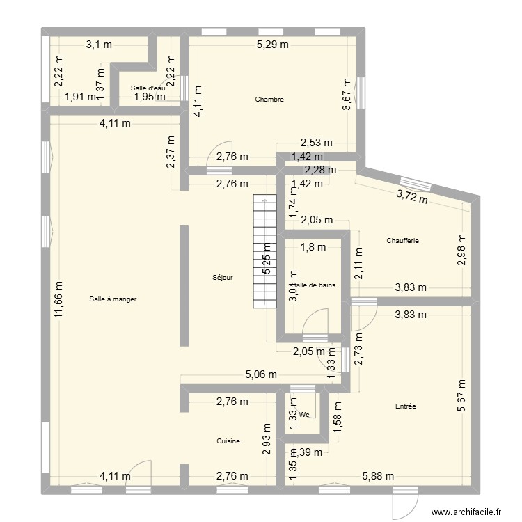 RDC SAL. Plan de 8 pièces et 158 m2
