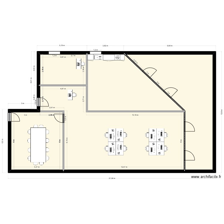 espace coworking EDAA. Plan de 3 pièces et 228 m2