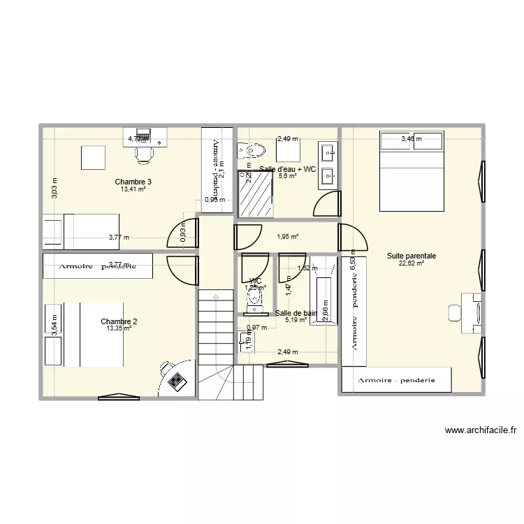 Zrageski etage futur. Plan de 8  et 67 m²