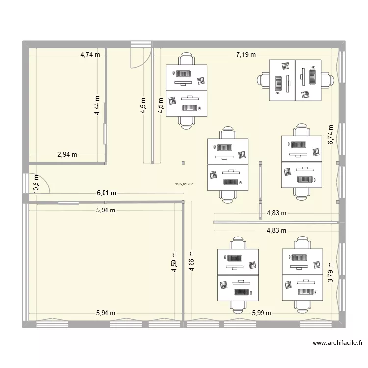 COMMERCIAL 2. Plan de 1 Pièce et 126 m²