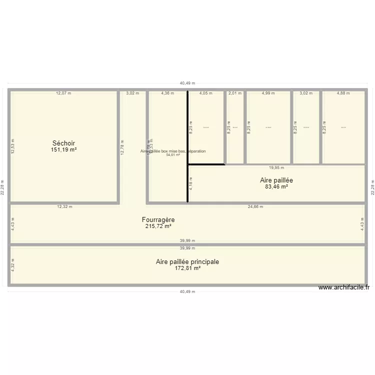 Ch&egrave;vrerie avec s&eacute;choir carr&eacute;e. Plan de 