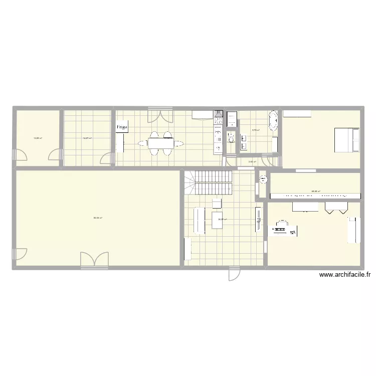 MAISON ENZO. Plan de 9 pièces et 262 m²