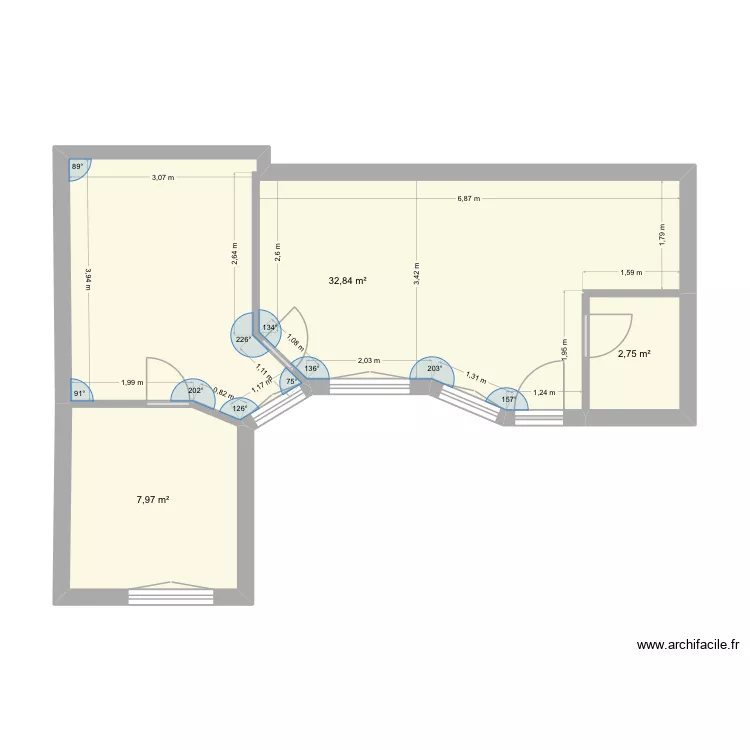 Verneuil transfo. Plan de 4 et 43 m² Verneuil transfo. Plan de 4 et 43 m²