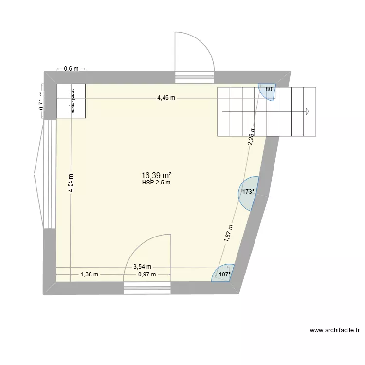 rdc vierge. Plan de 1  et 16 m²