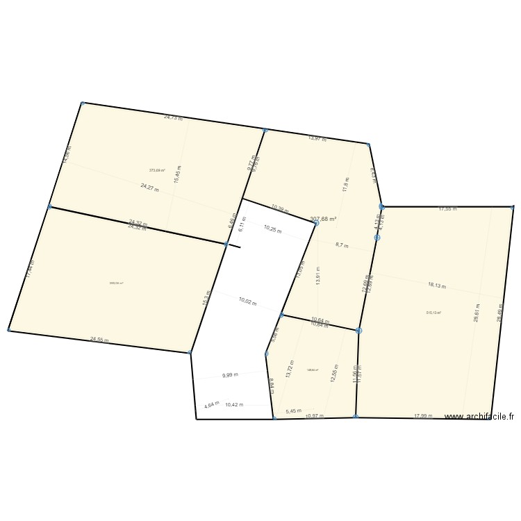 TERRAIN Station 1. Plan de 5 pièces et 1740 m2