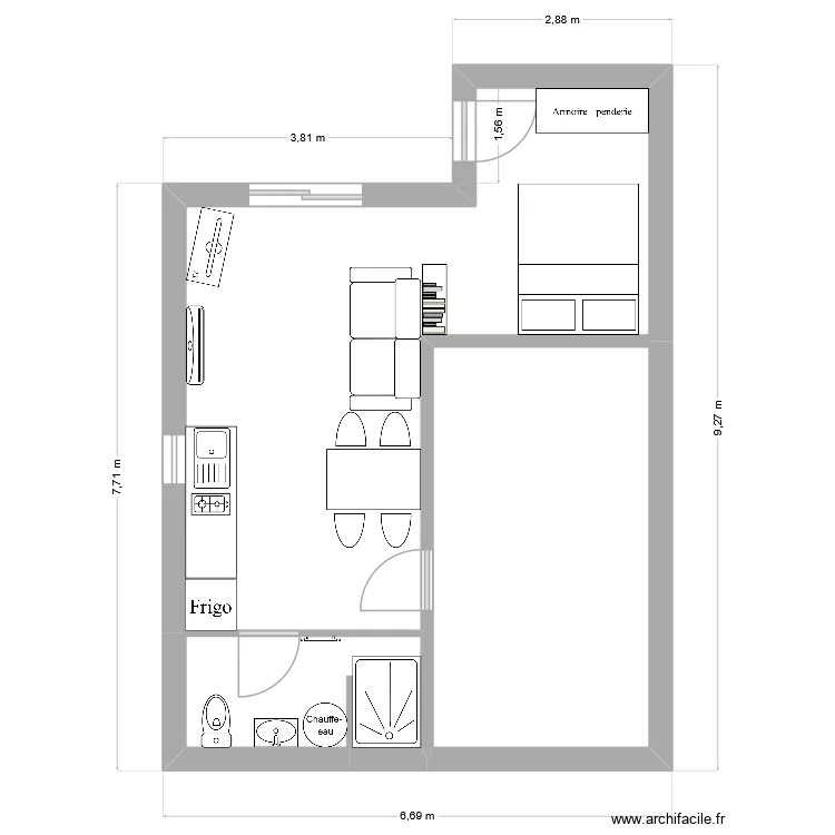 Garage -studio. Plan de 3  et 45 m²