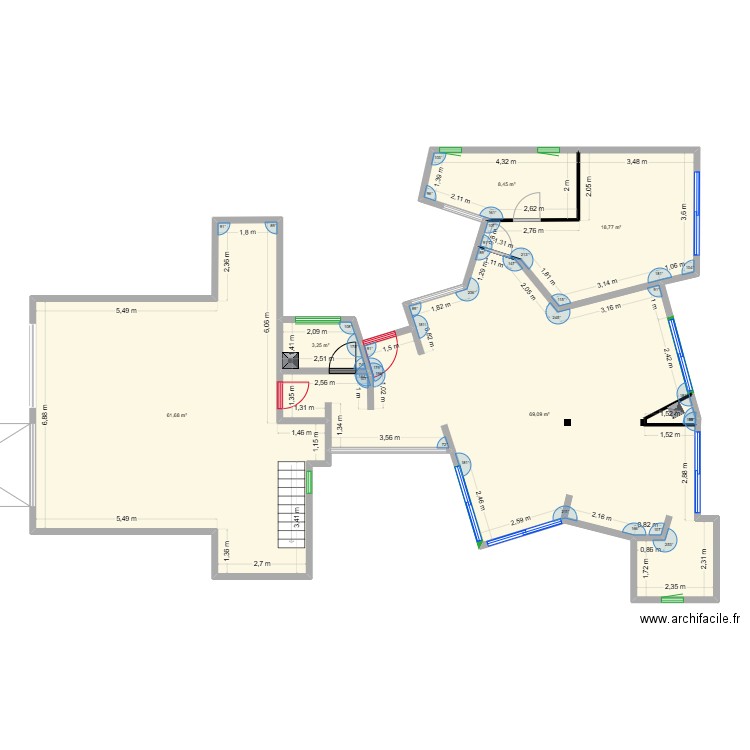 Maison Daix RDC v1. Plan de 5 pièces et 161 m2