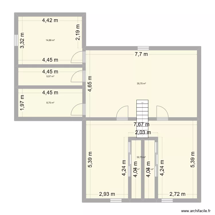 Plan am&eacute;nagement sous-sols. Plan de 7  et 103 m²