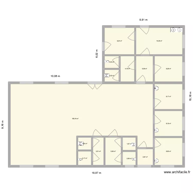 B&acirc;timent  CNAR Gitega- &agrave; Amenger pour le service kin&eacute;. Plan de 18  et 199 m²