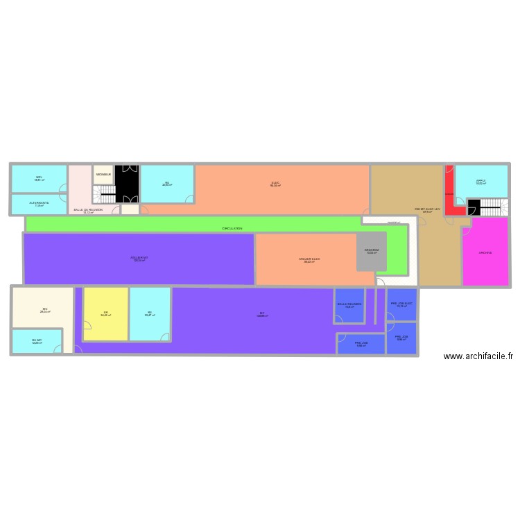 MTE  RDC. Plan de 27 pièces et 839 m2