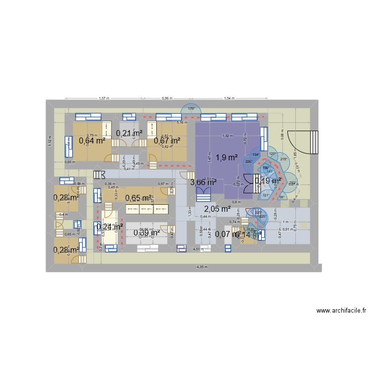 R plus 1 Home. Plan de 14 pièces et 11 m2
