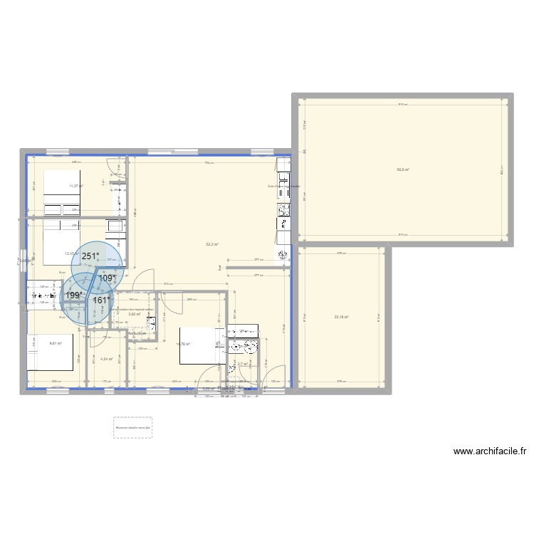 Pontacq WC entr&eacute;e longueur + garage. Plan de 0 pièce et 0 m2