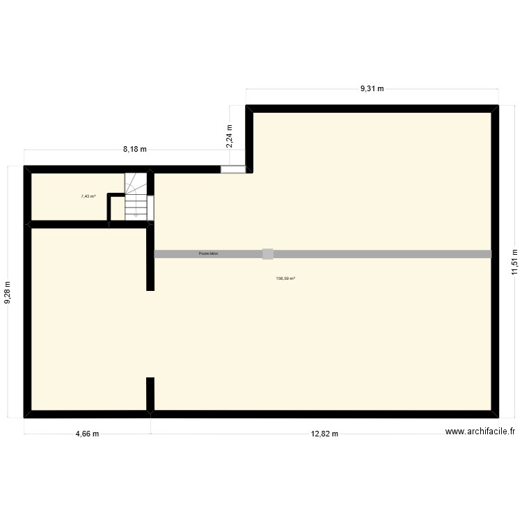 Dark room vierge. Plan de 2 pièces et 166 m2