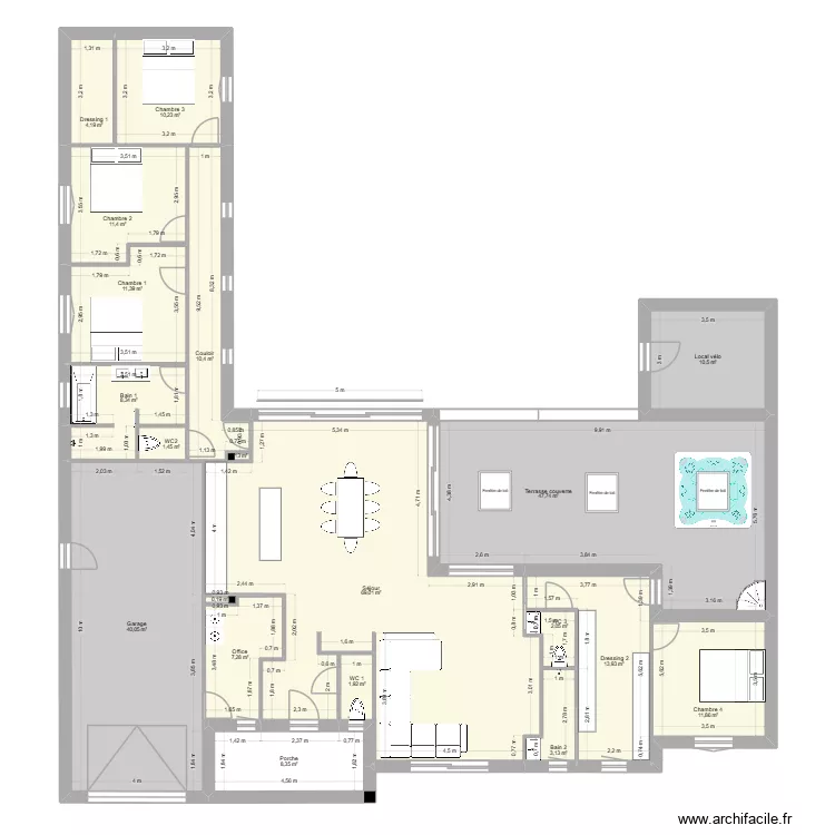 Projet. Plan de 20 pièces et 274 m²