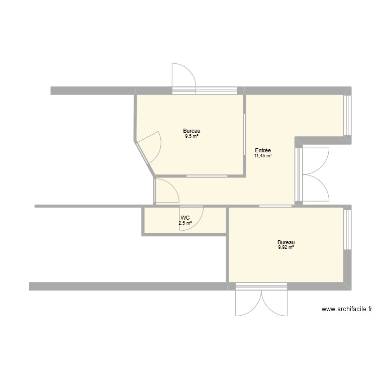 AEA éxistant. Plan de 4 pièces et 33 m2