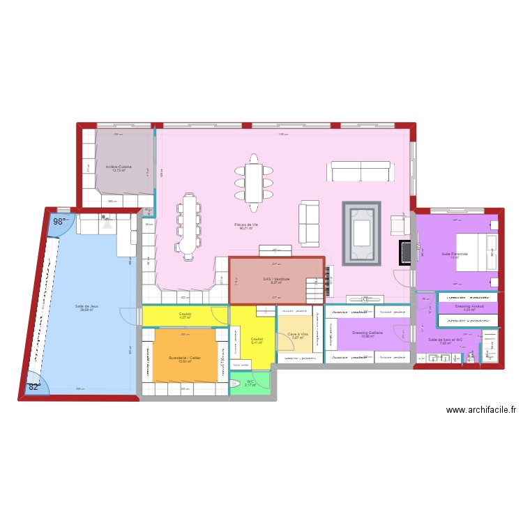 BOUTEAU RDJ. Plan de 13 pièces et 220 m2