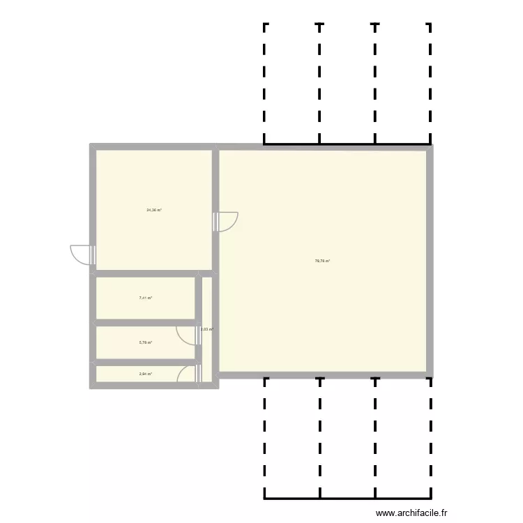 CHABAS ROQUEBRUNE SUR ARGENS. Plan de 6  et 122 m²