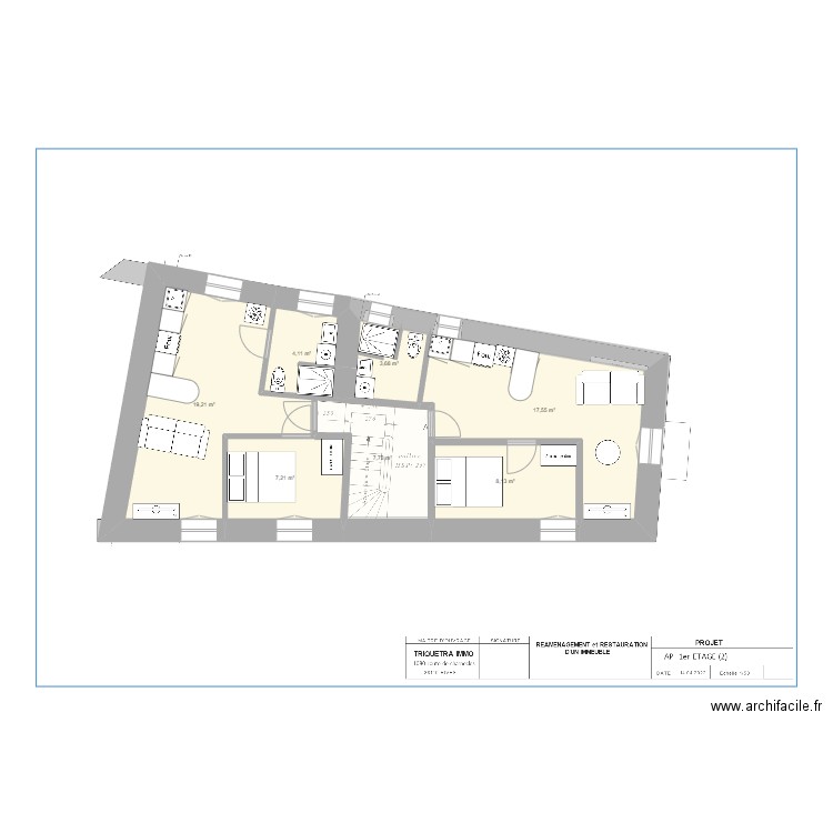 V1 Plan minh. Plan de 7 pièces et 68 m2