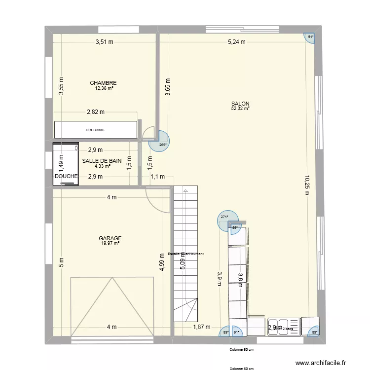 RDC. Plan de 4 Pièces et 89 m²