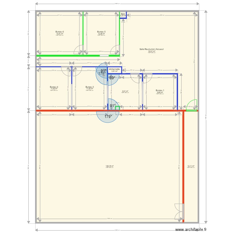 Local Grasse 2002. Plan de 12 pièces et 263 m2