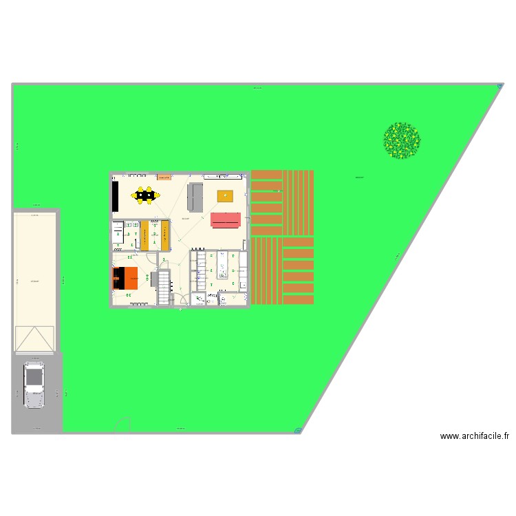 colonieu rdc complet. Plan de 12 pièces et 935 m2