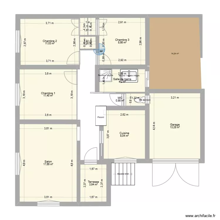 Sainte Maxime. Plan de 11 Pièces et 81 m² Sainte Maxime. Plan de 11 Pièces et 81 m²