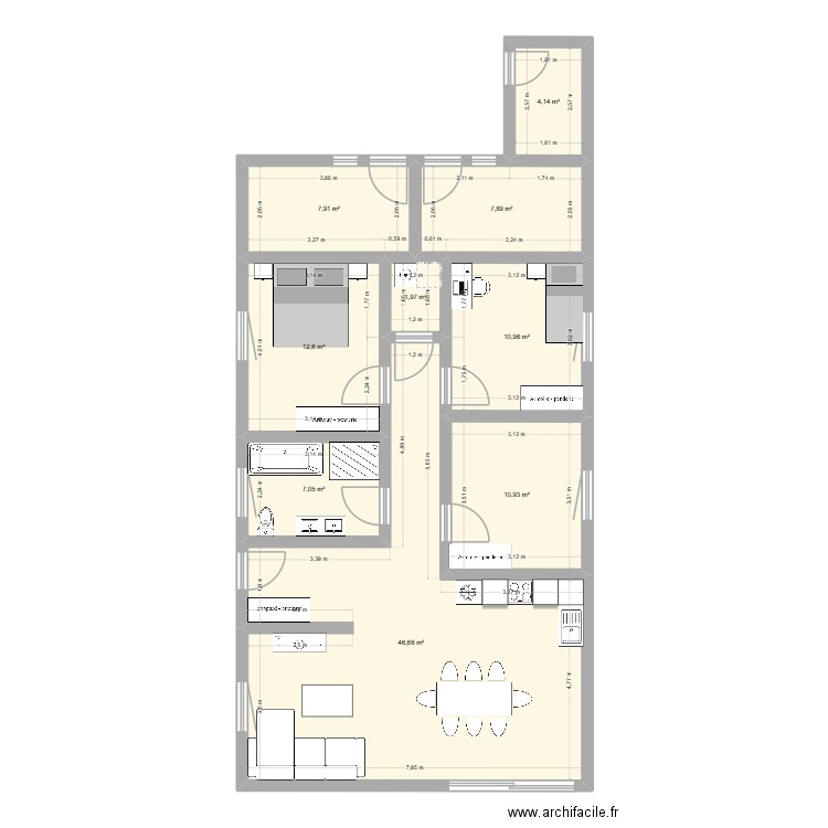 Appartement 3 chambres. Plan de 9 pièces et 110 m2