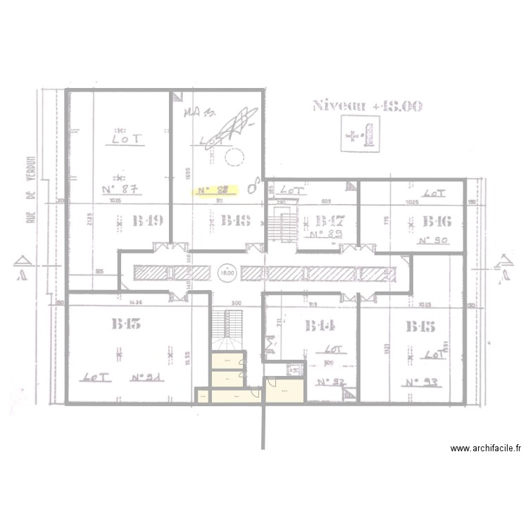 MANHATTAN - 1ER ETAGE. Plan de 5 pièces et 32 m2