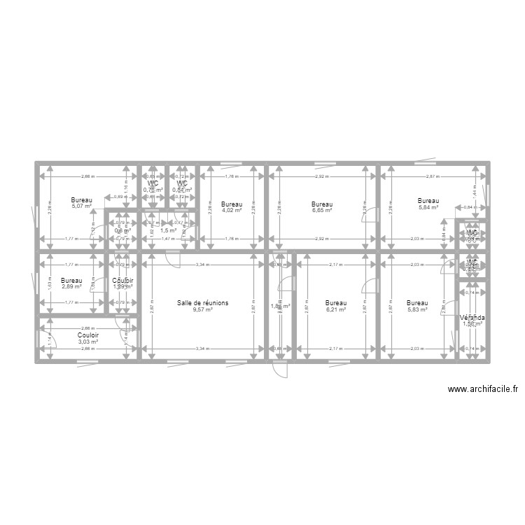 Bâtiment C. Plan de 18 pièces et 59 m2