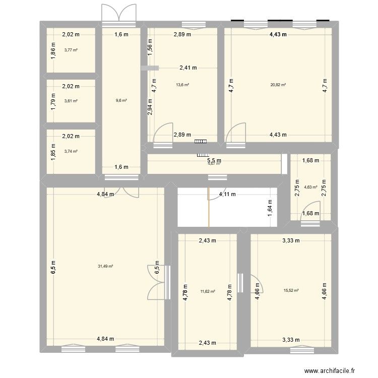 Appart. Plan de 11 pièces et 123 m2