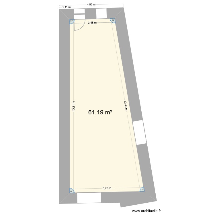 RDC STDG. Plan de 1 pièce et 61 m2