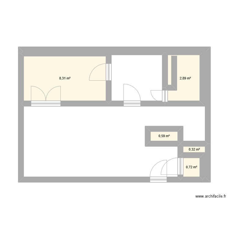 Appartement. Plan de 5 pièces et 13 m2