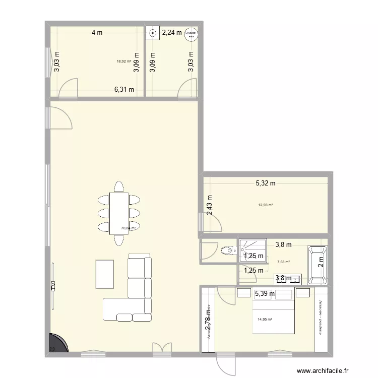 VILLA PUPUCE. Plan de 6  et 124 m²