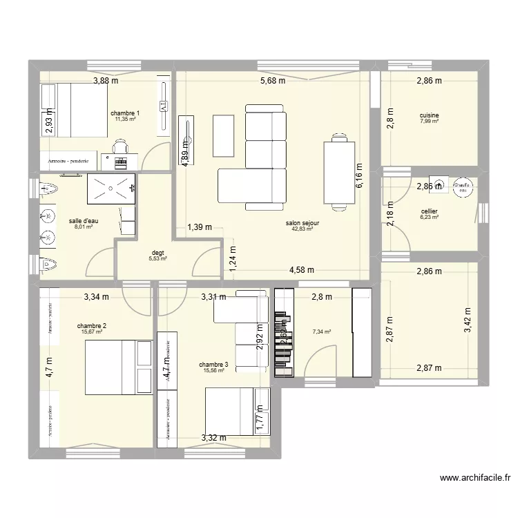 CUERS. Plan de 9  et 121 m²