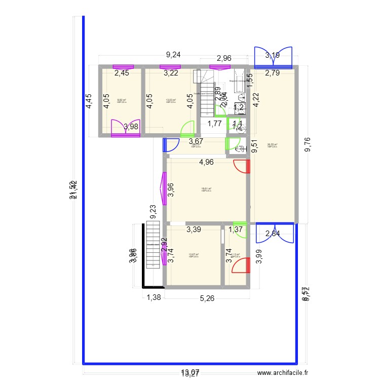 murs brute. Plan de 7 pièces et 91 m2