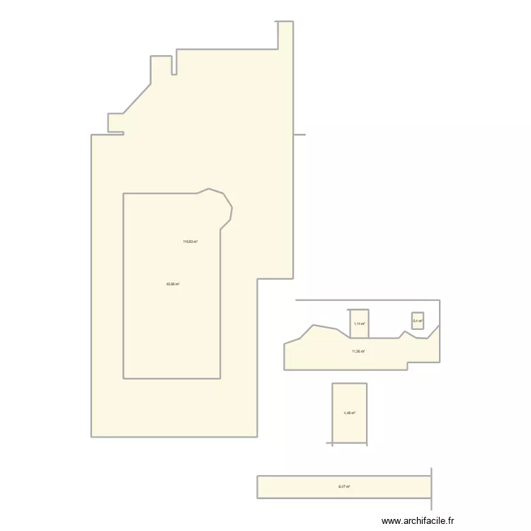 M Imperial thuir. Plan de 7  et 217 m²