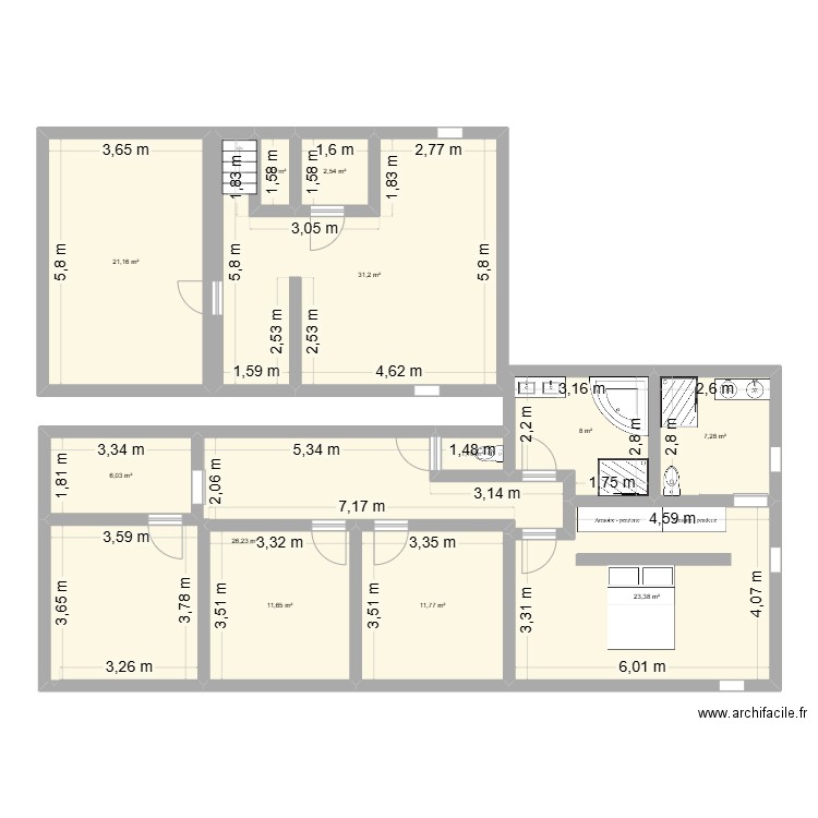 Plan 15. Plan de 12 pièces et 152 m2